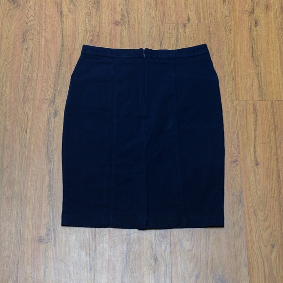 DRESSBARN SKIRT - Picture 2 of 5